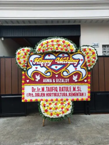 Papan Bunga Pernikahan kestalan